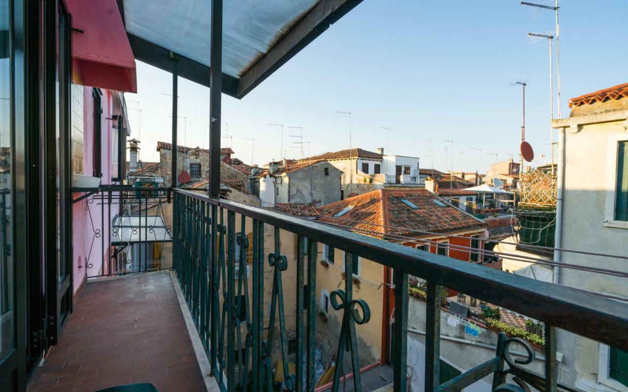 Ferienwohnung Venetian Roof View Exterior foto